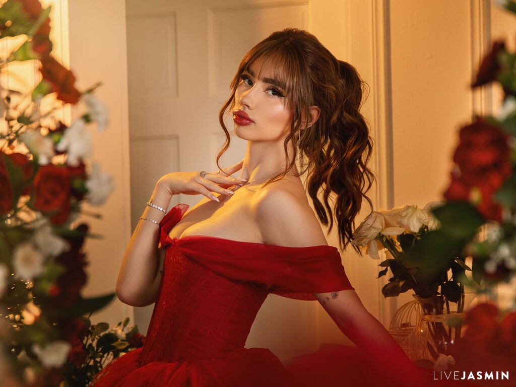 Real amateur nude model EmmaCorrtez