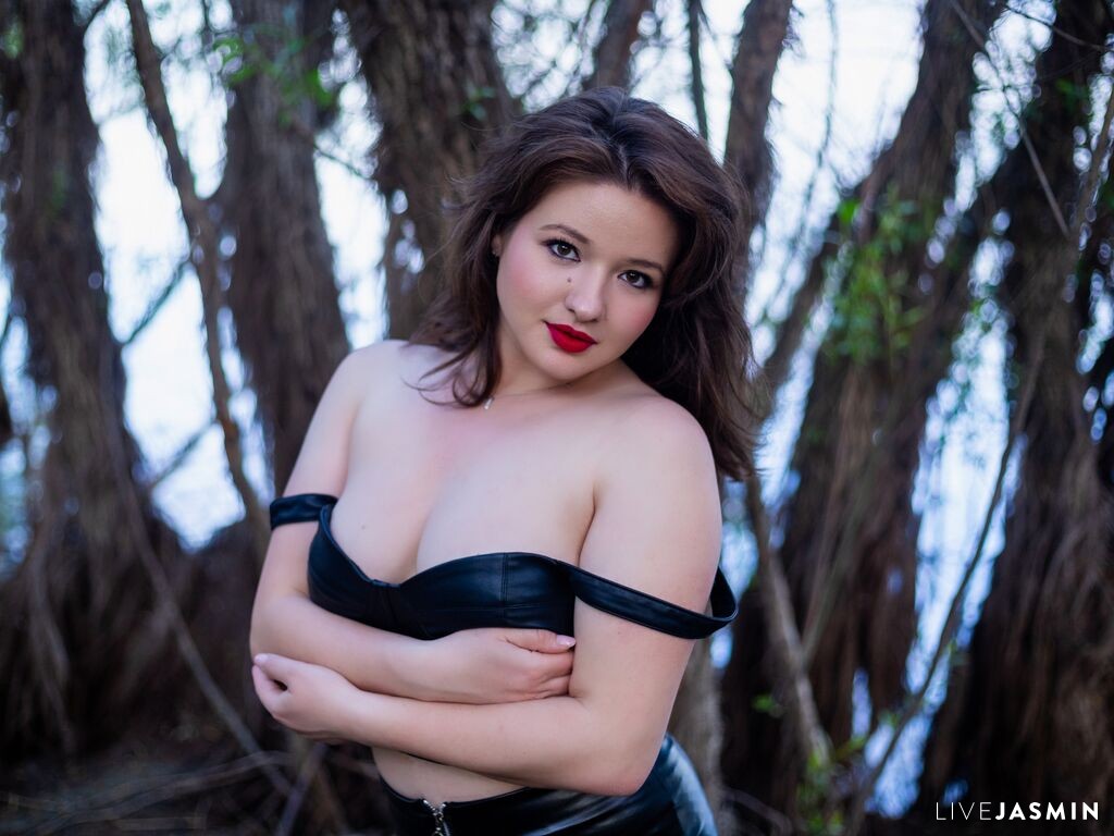 Real amateur nude model MarylinTaylor