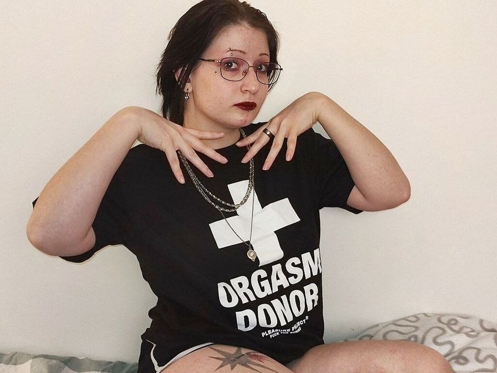 Real amateur nude model RachelForger