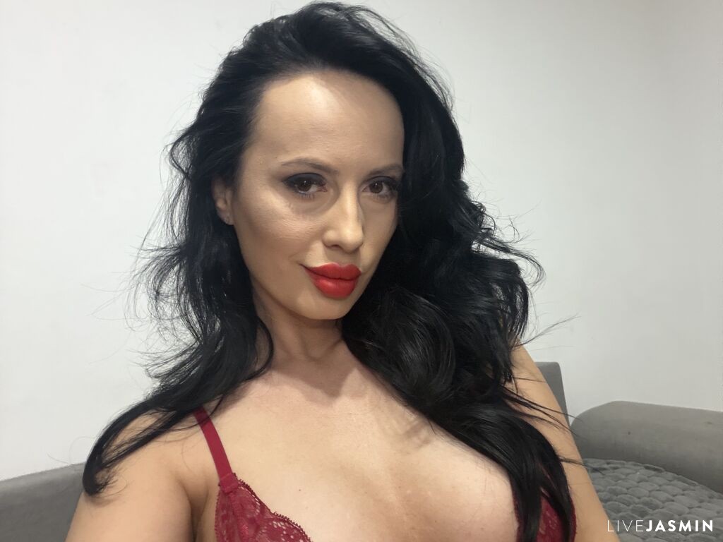 Real amateur nude model SiaMelton